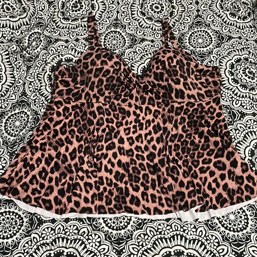 Torrid - Leopard Print Tankini Bathing Suit Top- Size 4